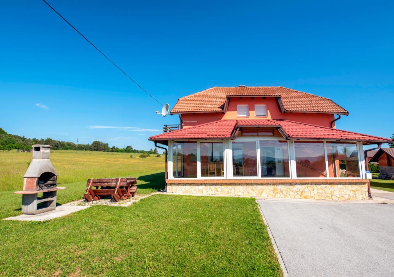 Soul Vacation Hotel Korenica Exterior photo